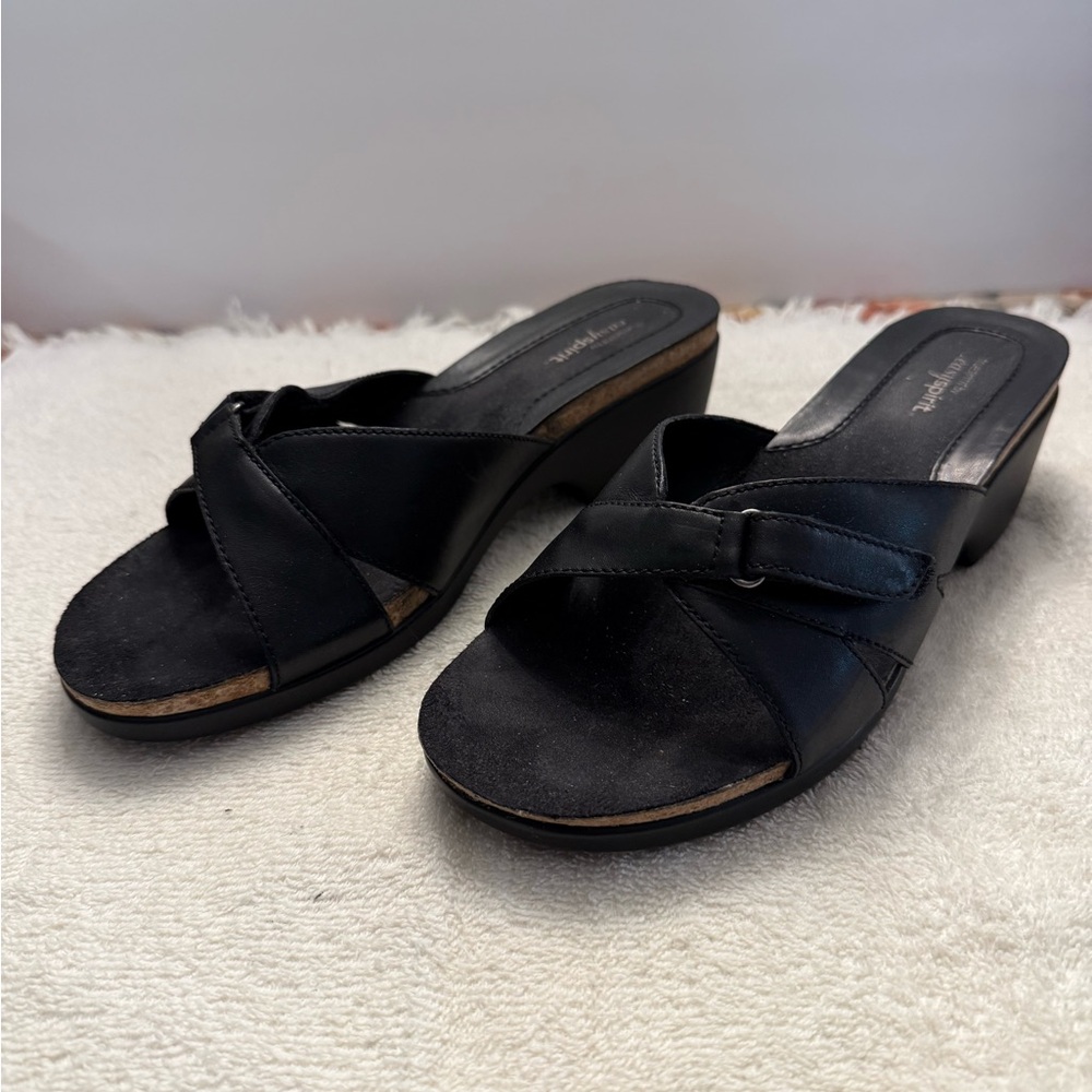 Easy Spirit Black Women's Mules Esrockon 8.5W NIB